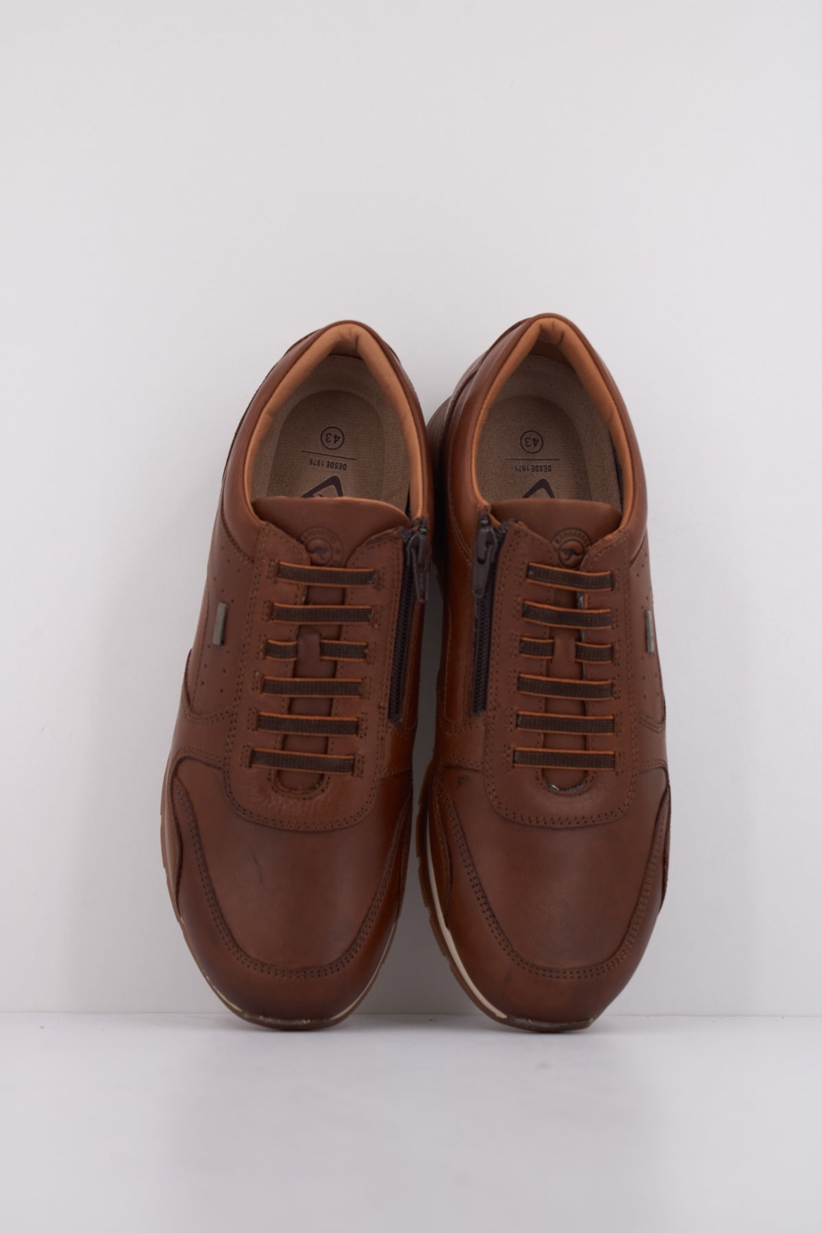 KANGAROOS K en color MARRON  (3)