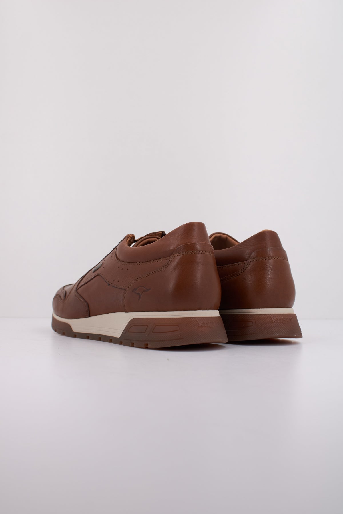 KANGAROOS K en color MARRON  (4)