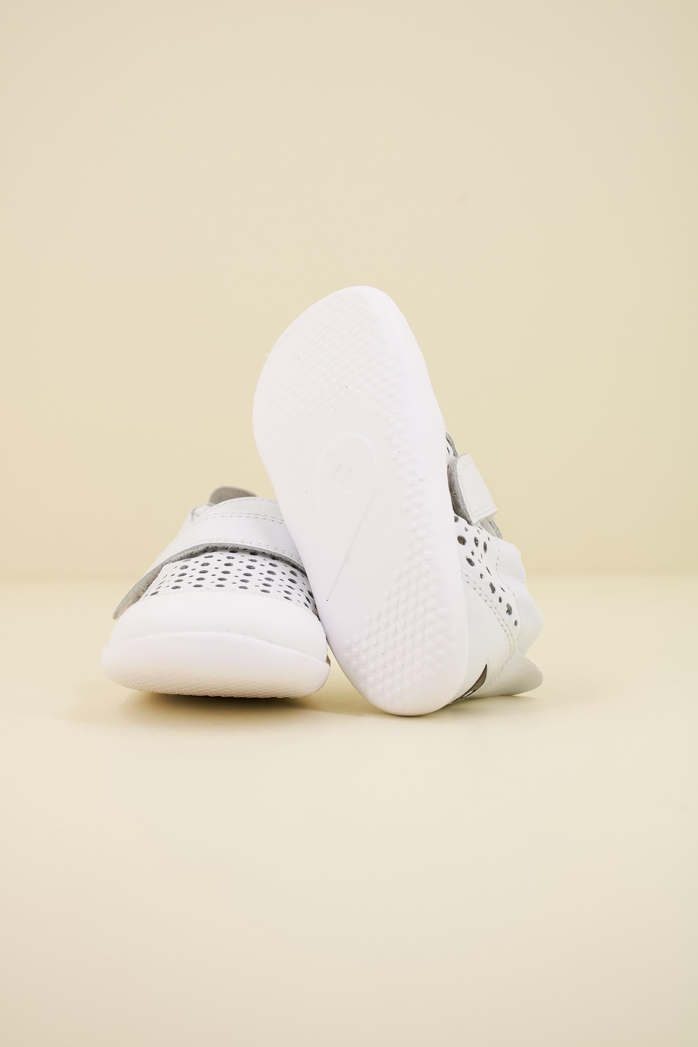 BOBUX XP GO PUNCH en color BLANCO  (4)