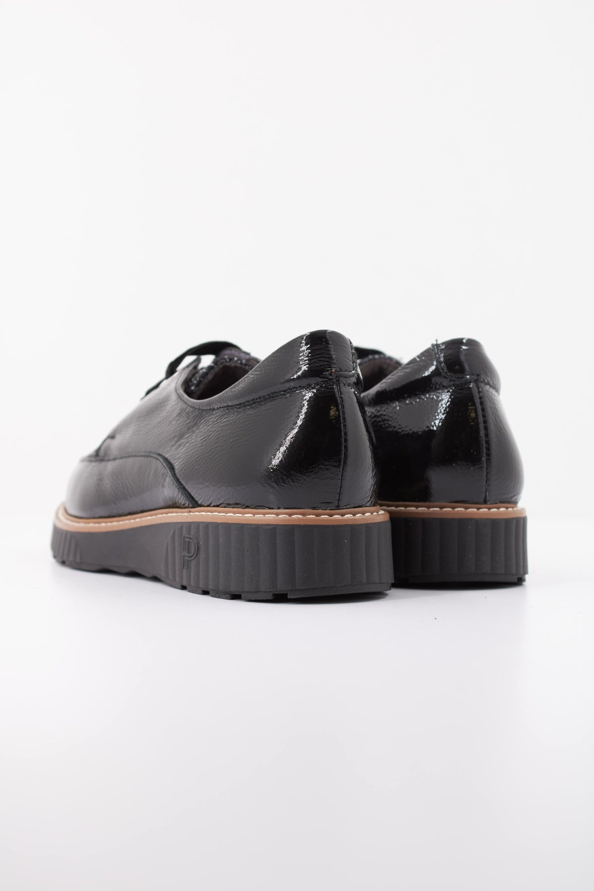 PITILLOS P BLUCHER CORDON en color NEGRO  (4)
