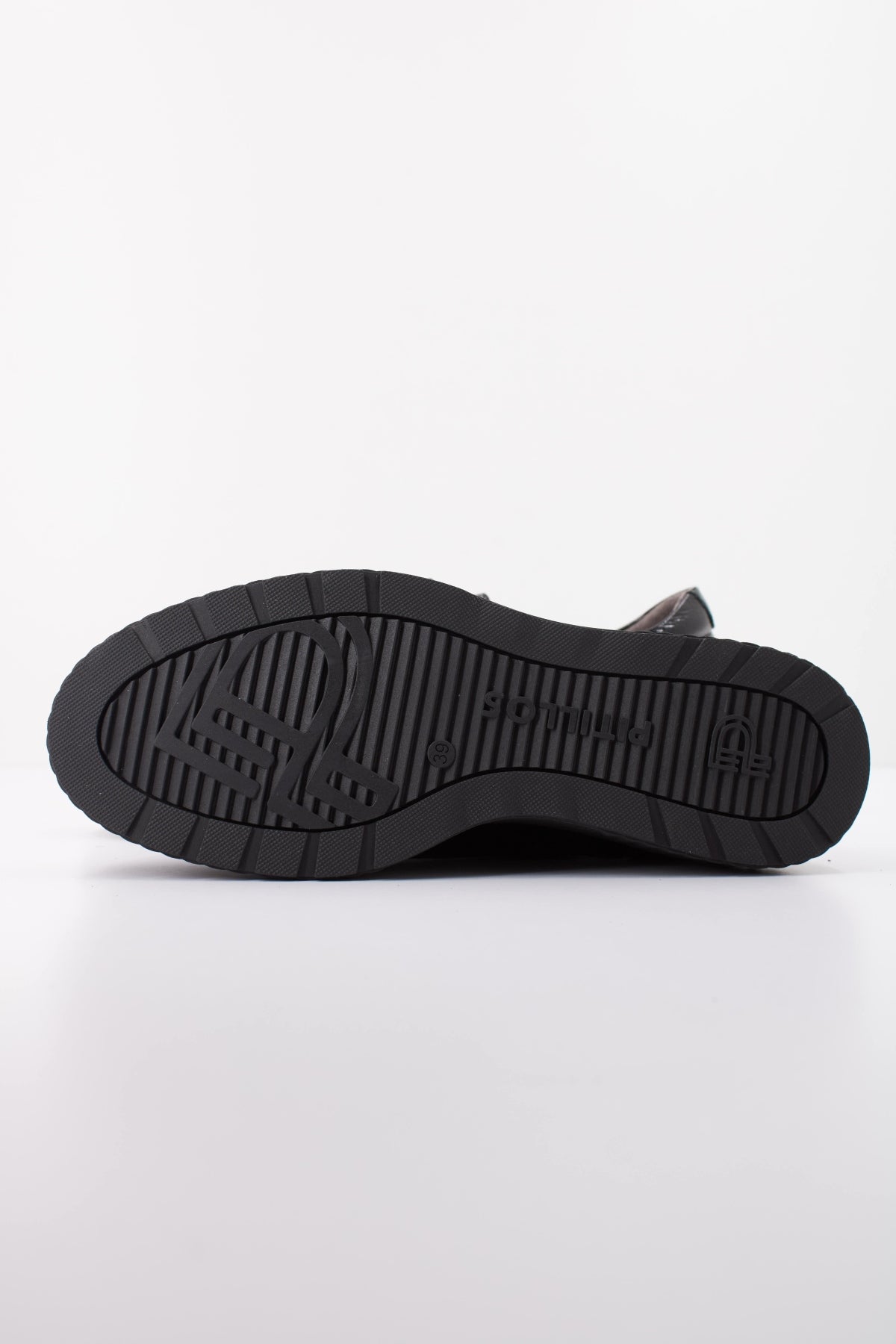 PITILLOS P BLUCHER CORDON en color NEGRO  (5)