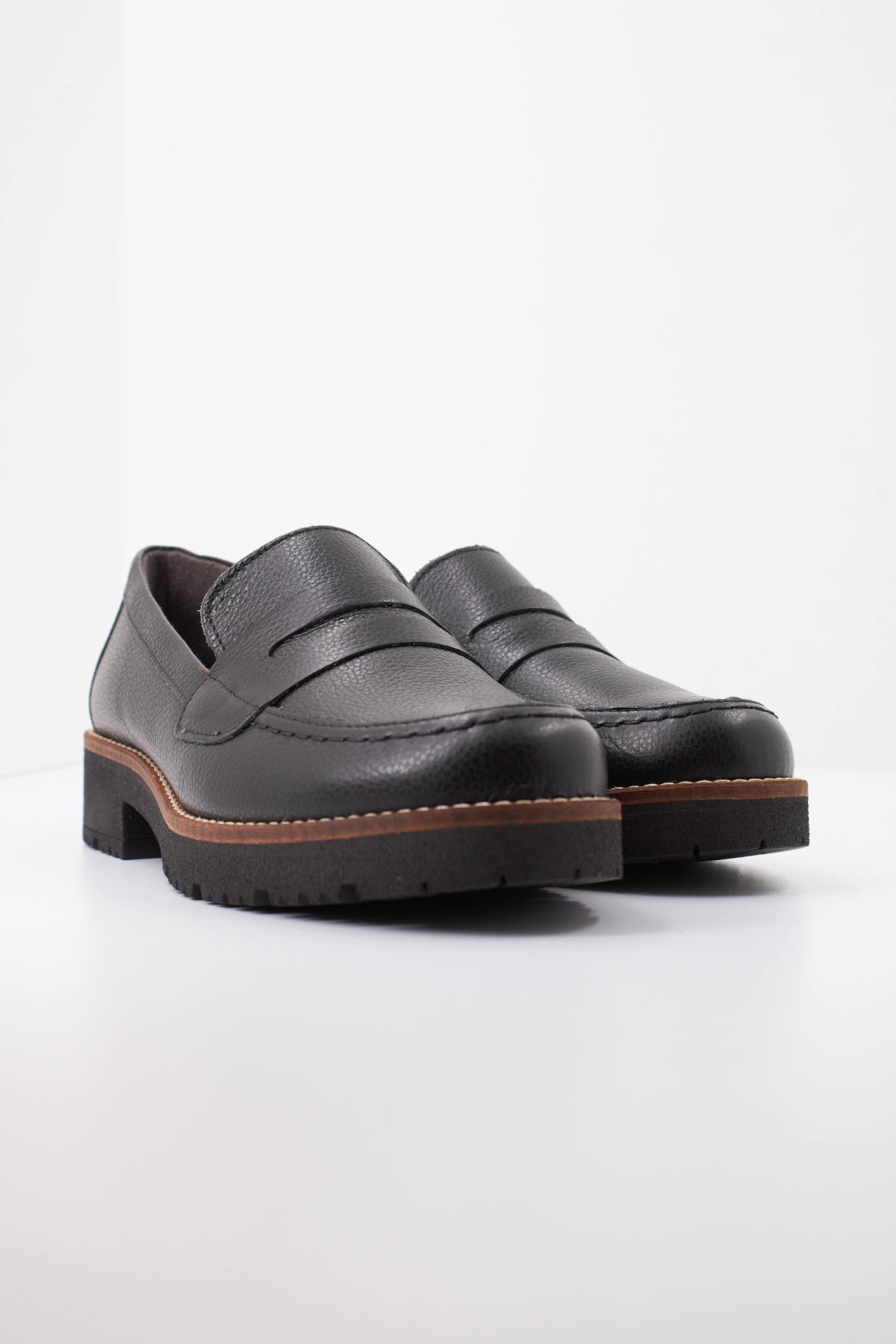 PITILLOS P MOCASIN ANTIFAZ NAPA en color NEGRO  (2)