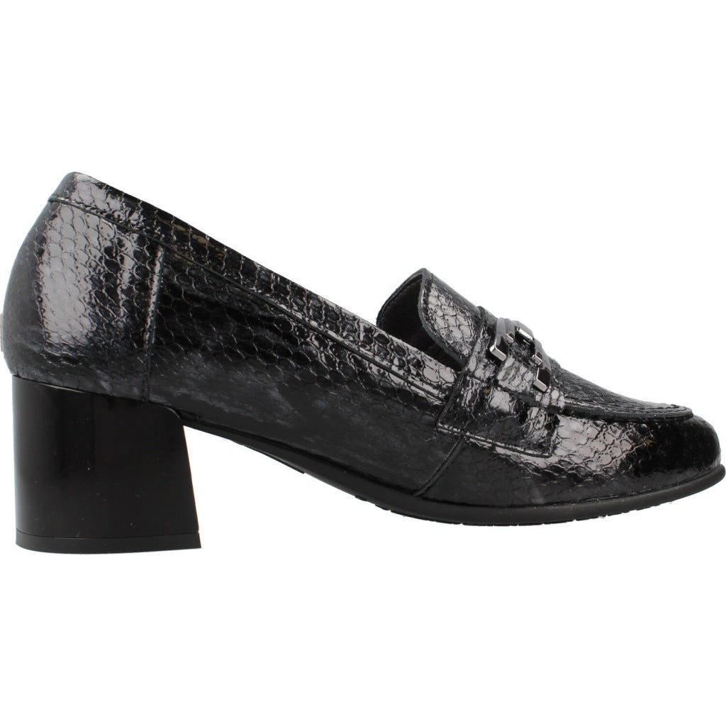 PITILLOS P MOCASIN SERPIENTE CHAROL en color NEGRO  (4)