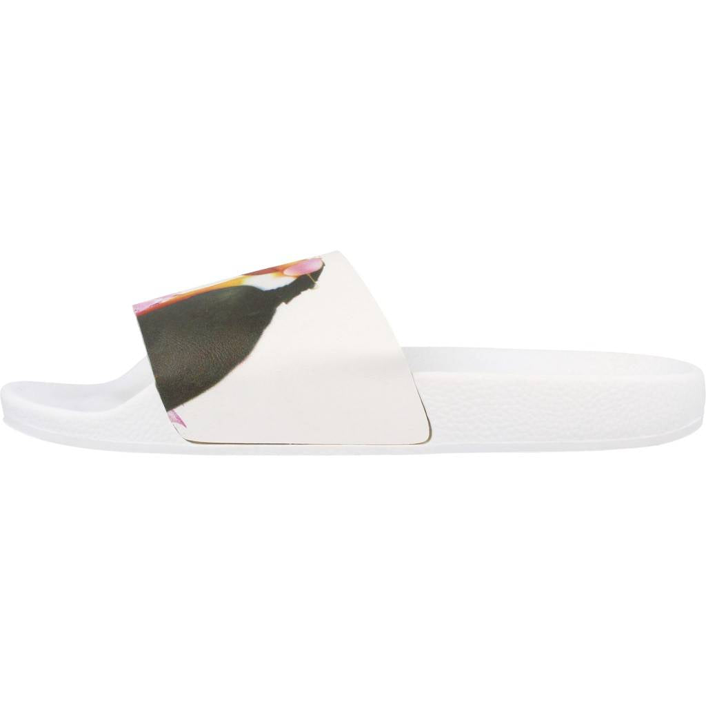 THE WHITE BRAND TUCAN  en color BLANCO  (2)