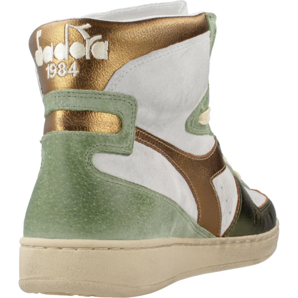 DIADORA HERITAGE ALTO BASKET USED en color VERDE  (3)