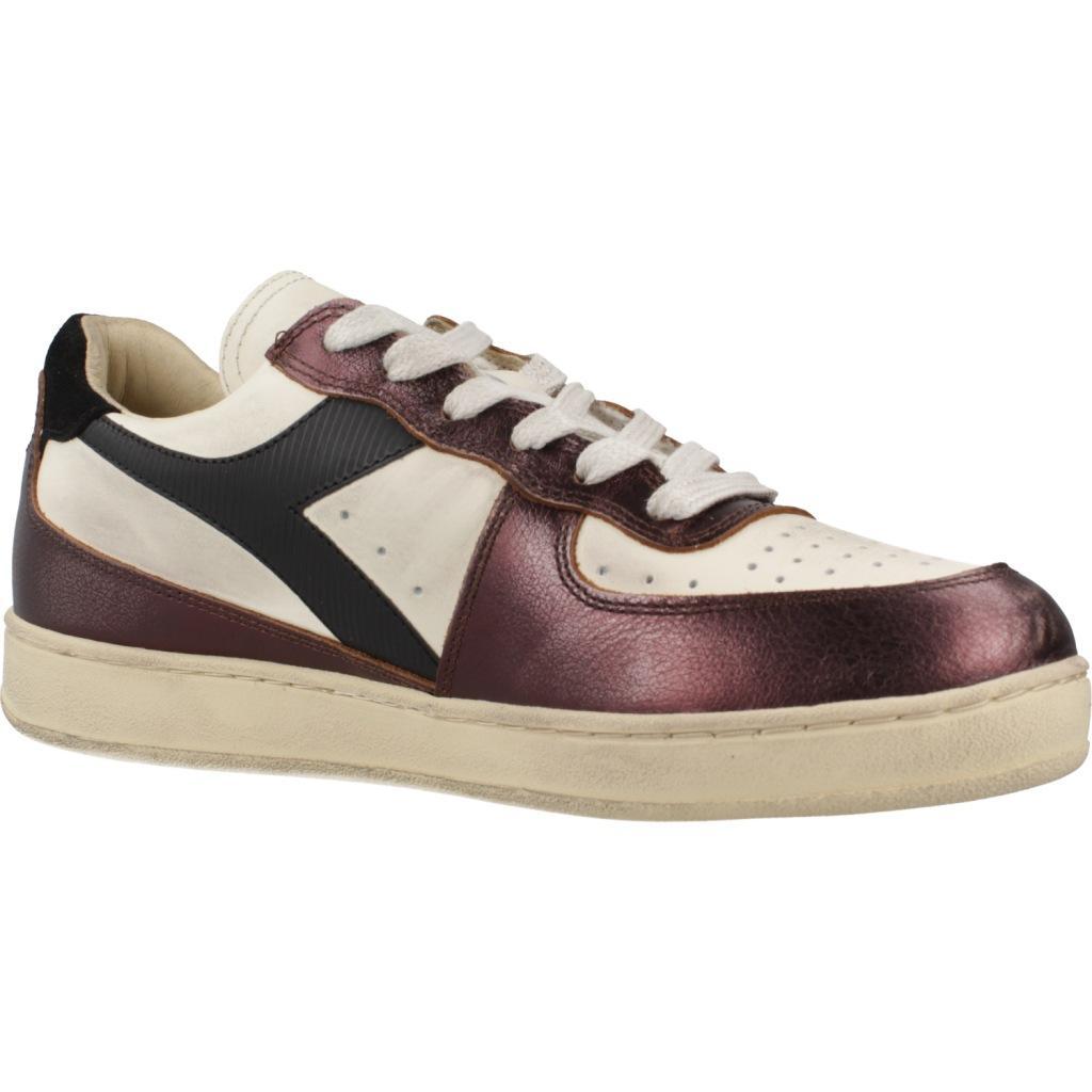 DIADORA HERITAGE BASKET LOW DIRTY en color MARRON  (5)