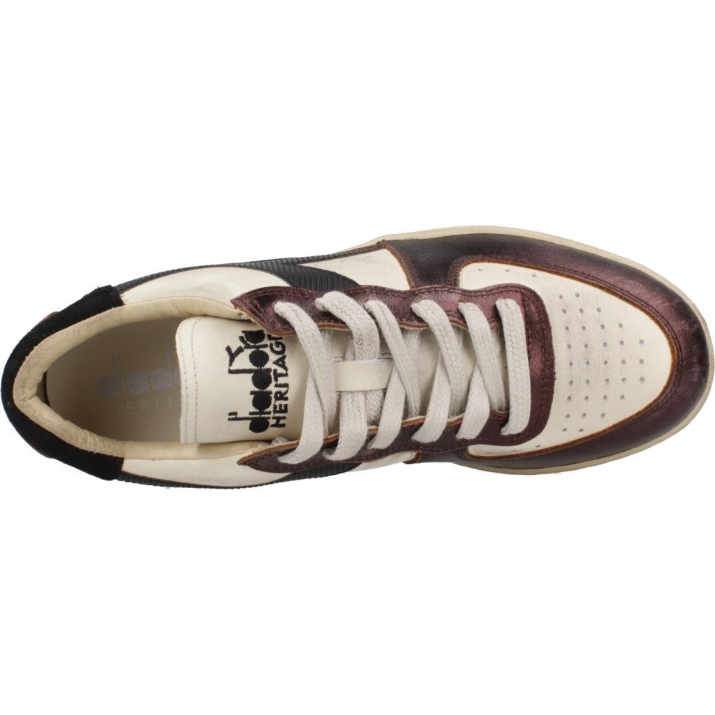 DIADORA HERITAGE BASKET LOW DIRTY en color MARRON  (7)