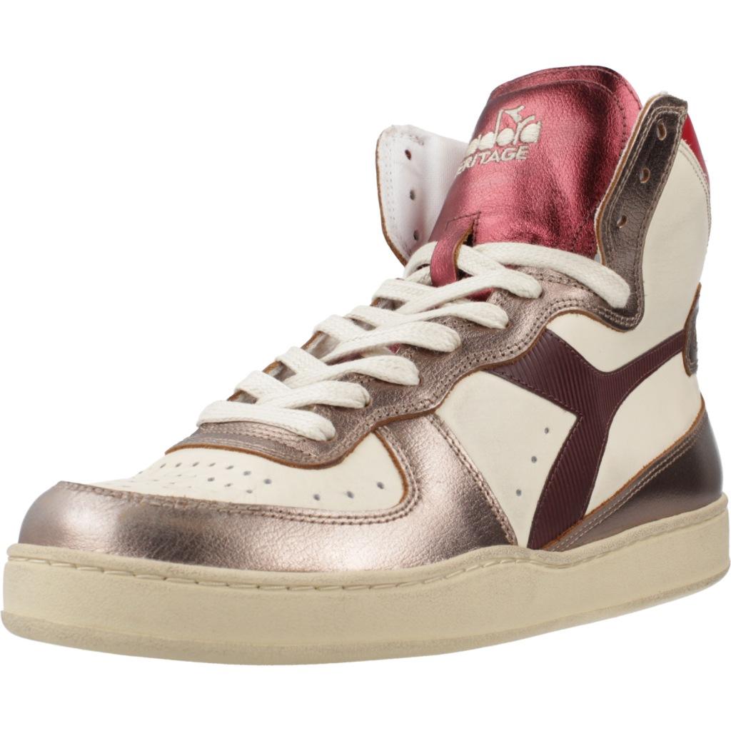 DIADORA HERITAGE BASKET METAL MIX en color BEIS  (1)