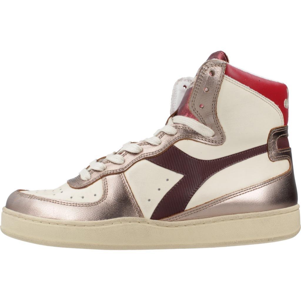 DIADORA HERITAGE BASKET METAL MIX en color BEIS  (2)