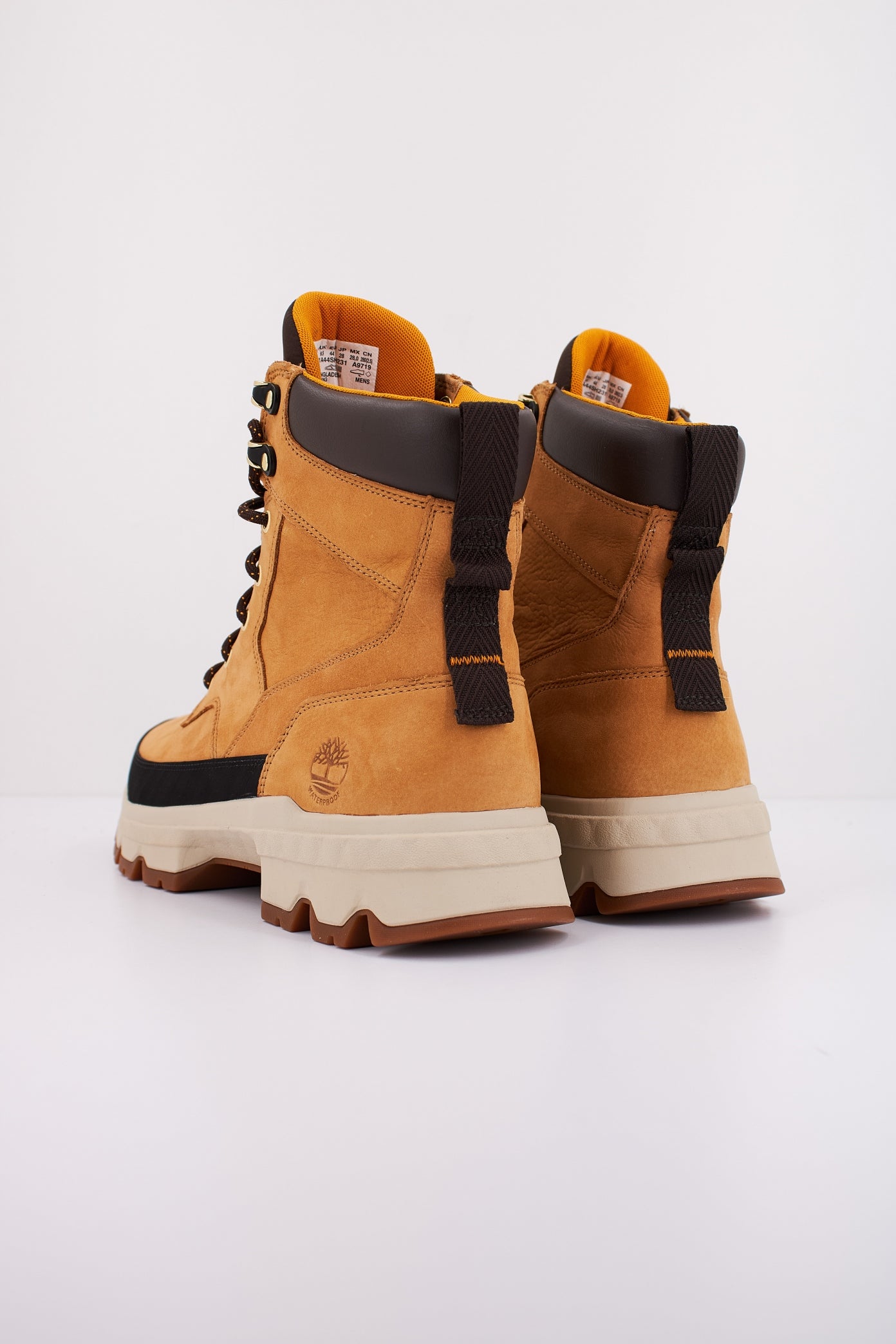 TIMBERLAND TBL ORIGINALS ULTRA MI en color MARRON CLARO  (4)