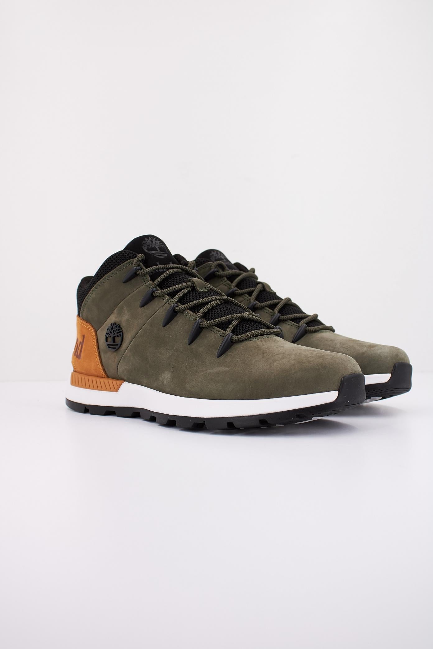 TIMBERLAND SPRINT TREKKER MID LAC en color VERDE  (2)