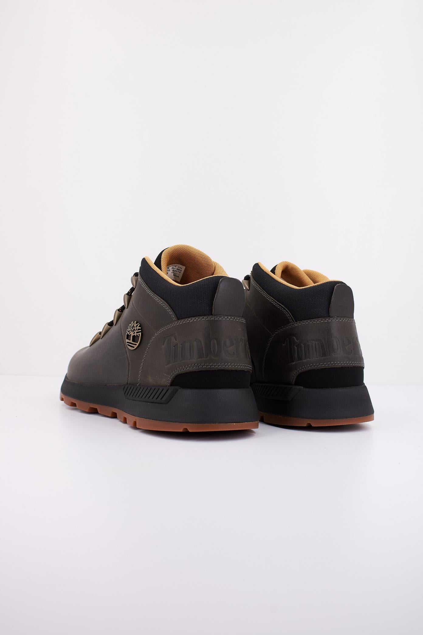 TIMBERLAND SPRINT TREKKER MID LACE SNEAKER  en color MARRON  (4)