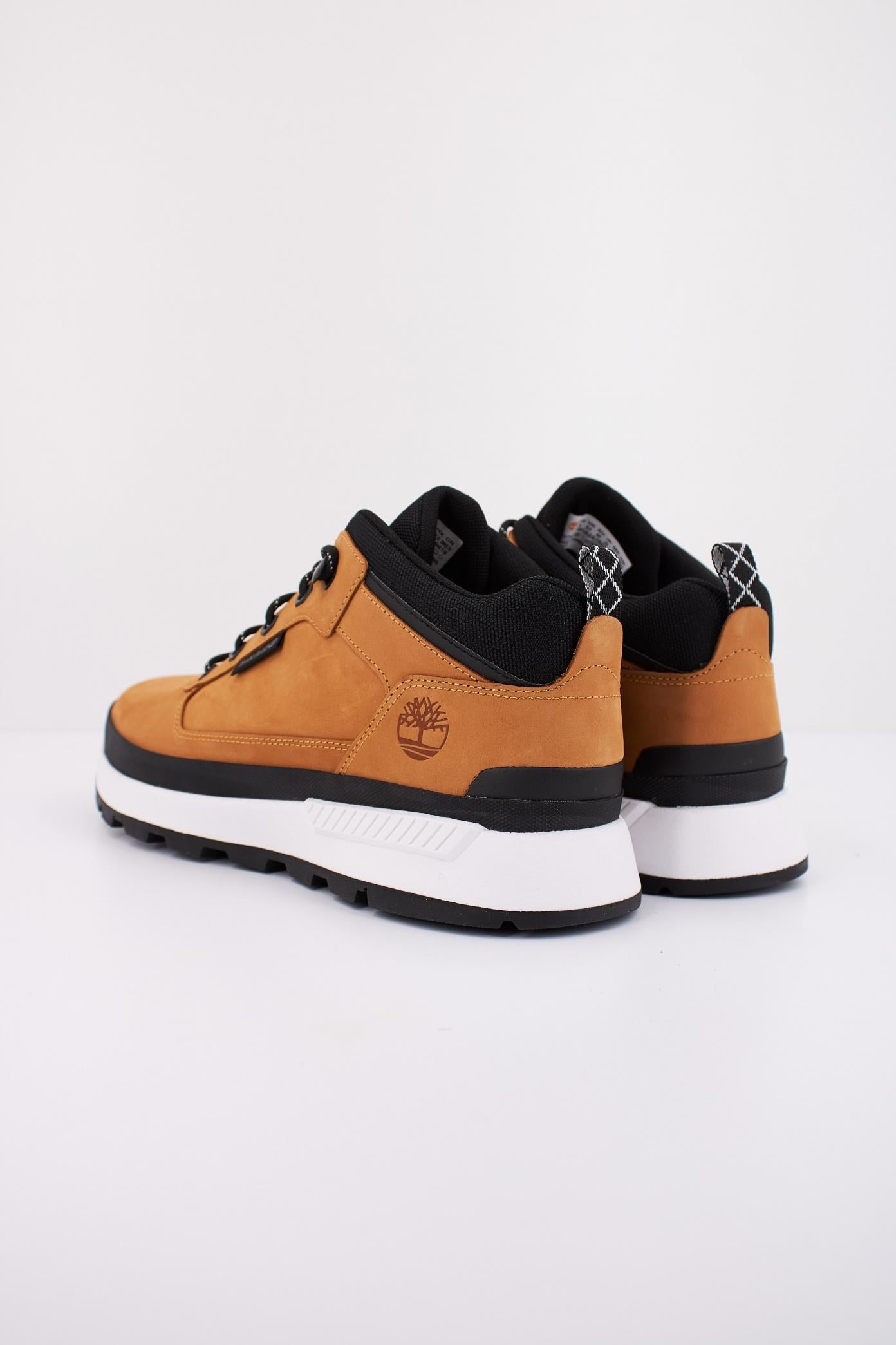 TIMBERLAND FIELD TREKKER LOW LACE en color MARRON CLARO  (4)