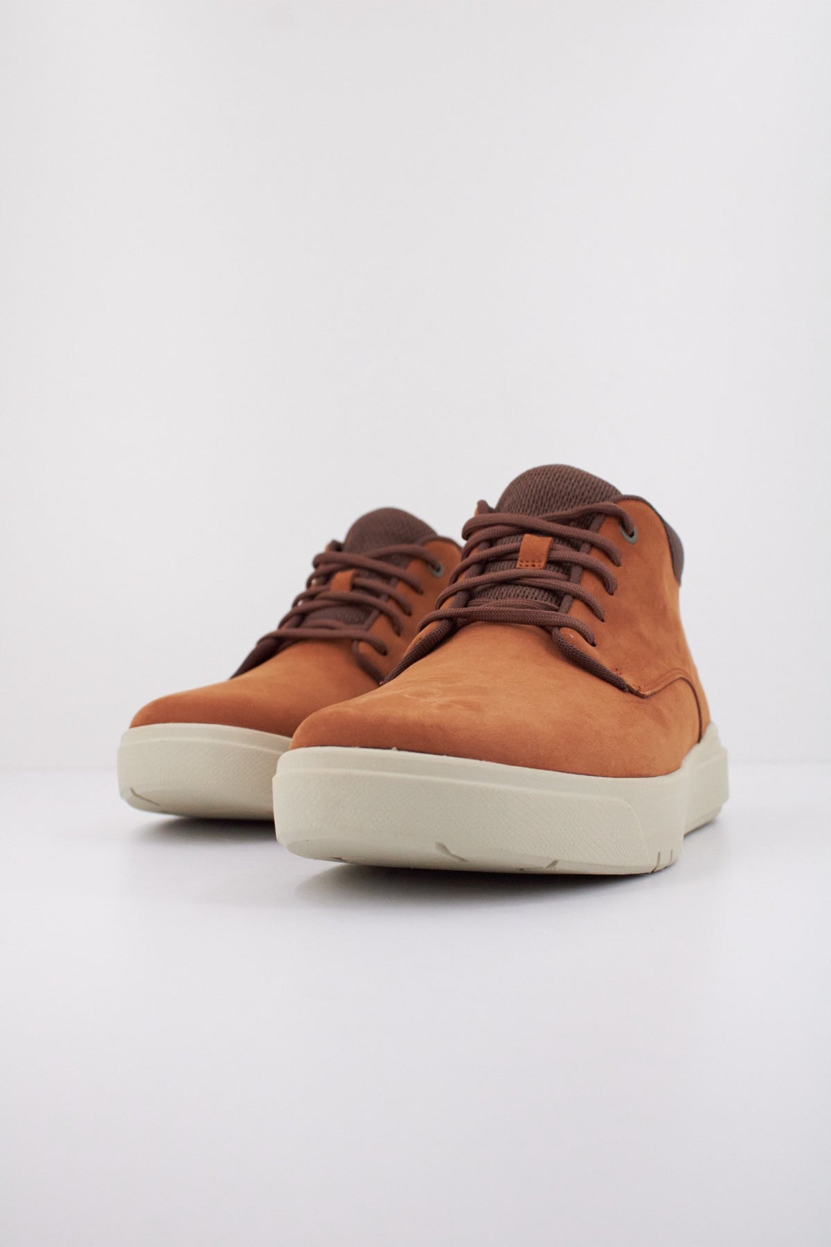 TIMBERLAND Seneca Bay MID LACE UP en color MARRON  (2)