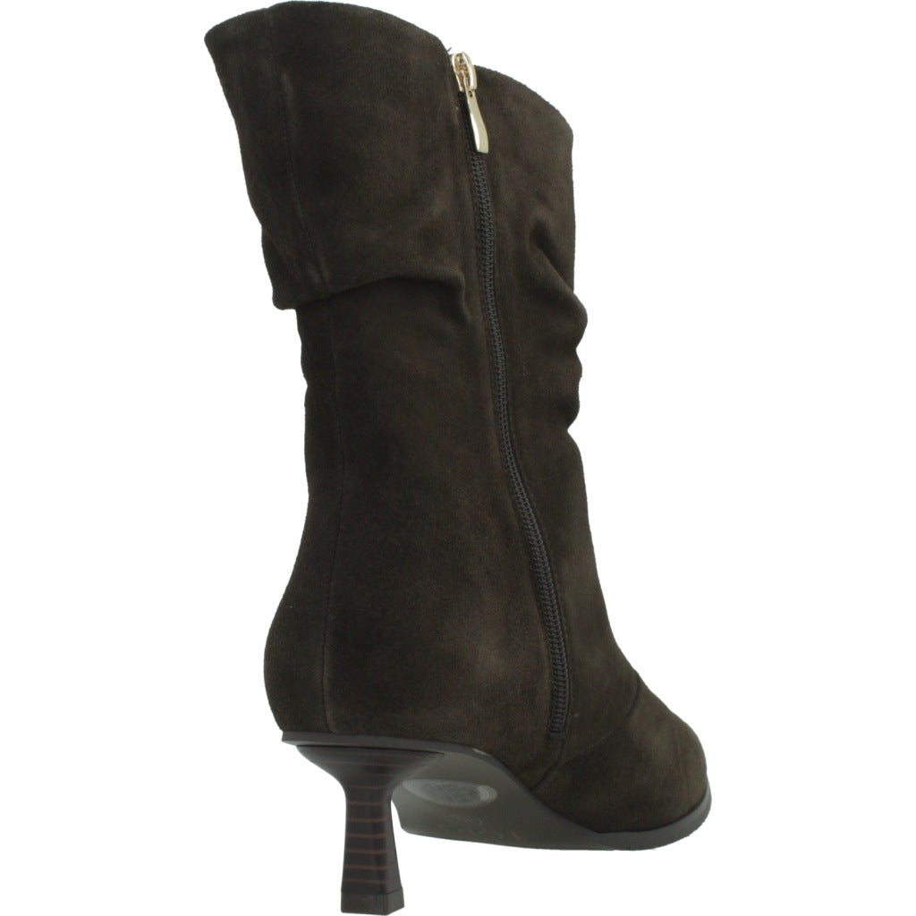 TOP BOTA CORTA ARRUGADA en color MARRON  (3)