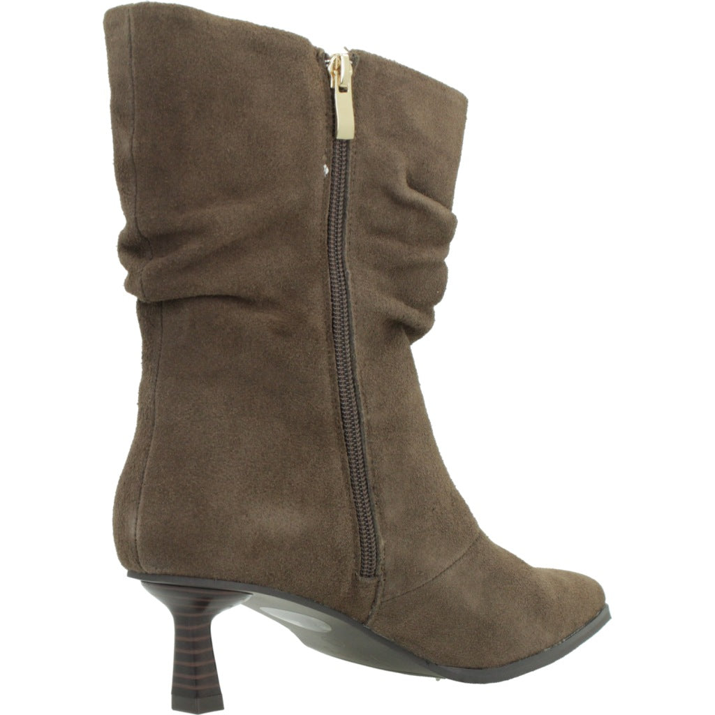 TOP BOTA CORTA ARRUGADA en color MARRON CLARO  (3)