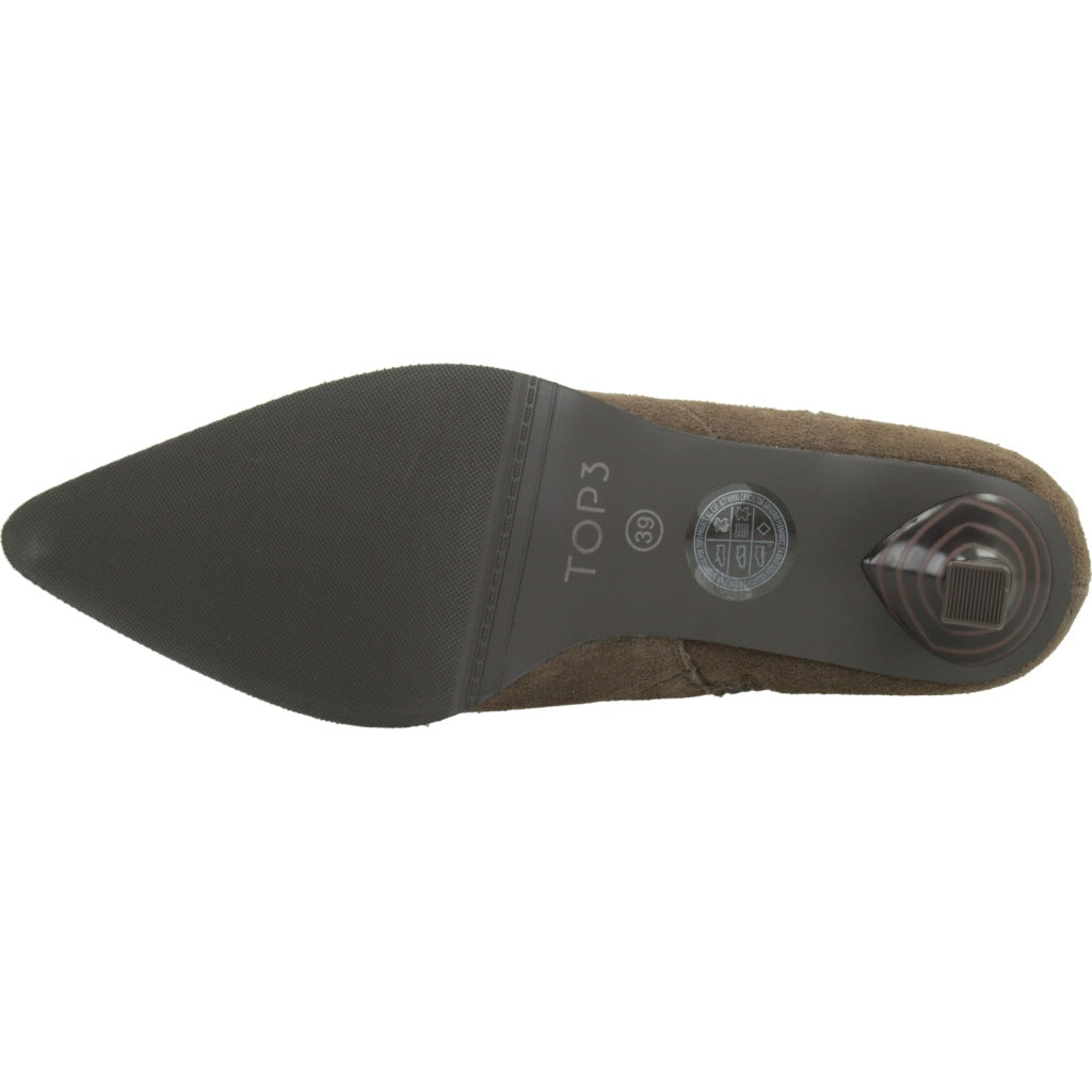 TOP BOTA CORTA ARRUGADA en color MARRON CLARO  (6)