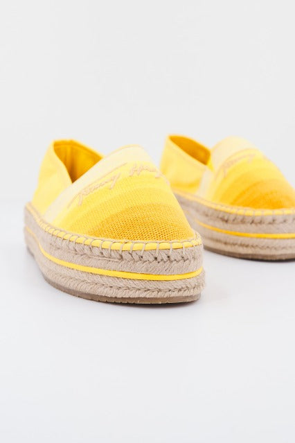 TOMMY HILFIGER FWFW  en color AMARILLO  (2)