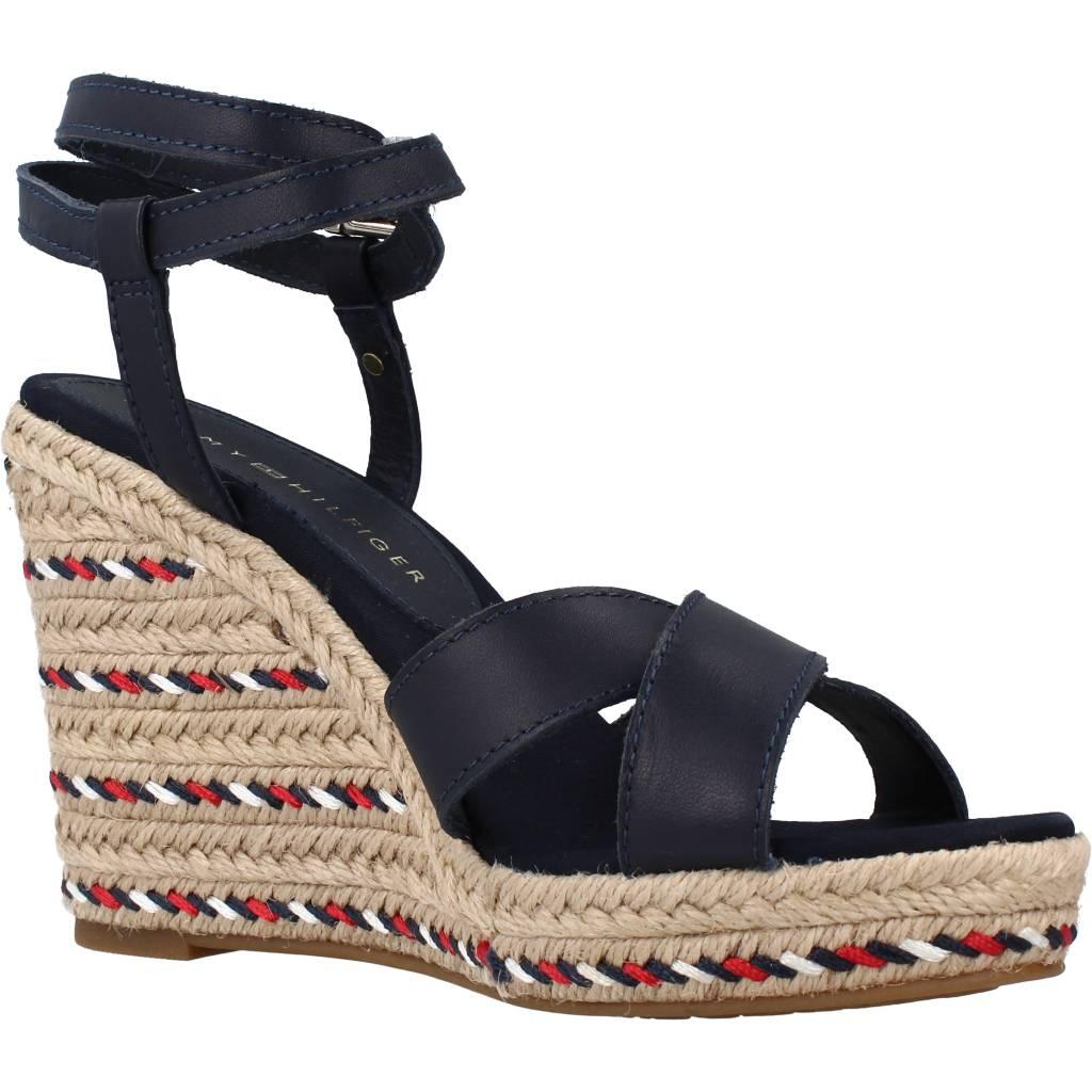 TOMMY HILFIGER FEMININE HIGH WEDGE SAND en color AZUL  (5)