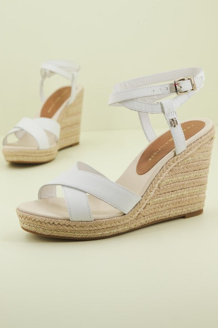 TOMMY HILFIGER FWFW en color BLANCO  (1)