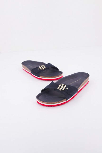 TOMMY HILFIGER  TH MOLDED FOOTBED FLAT S en color AZUL  (3)