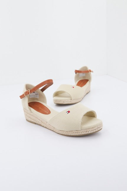 TOMMY HILFIGER CORDA en color BEIS  (1)