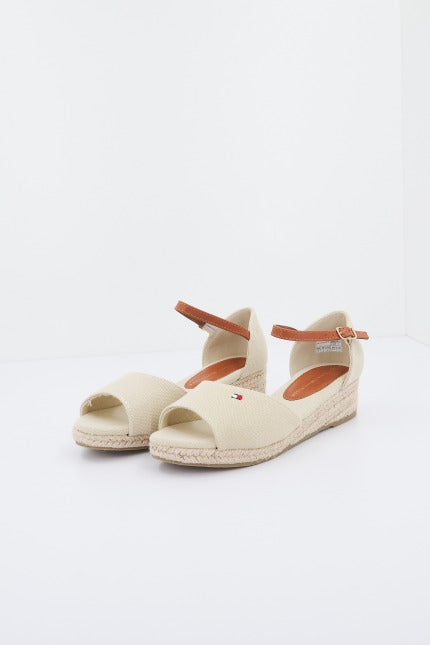 TOMMY HILFIGER CORDA en color BEIS  (2)