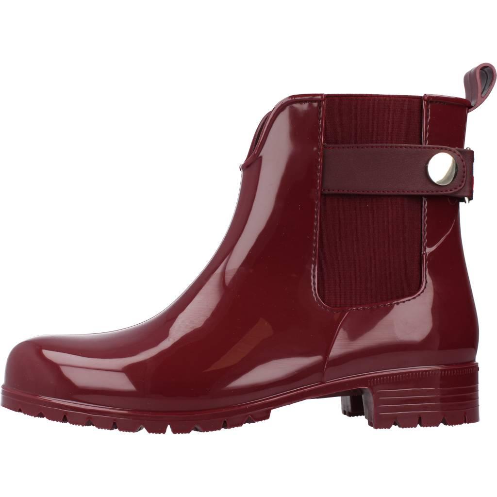 TOMMY HILFIGER ANKLE RAINBOOT WITH META en color BURDEOS  (2)