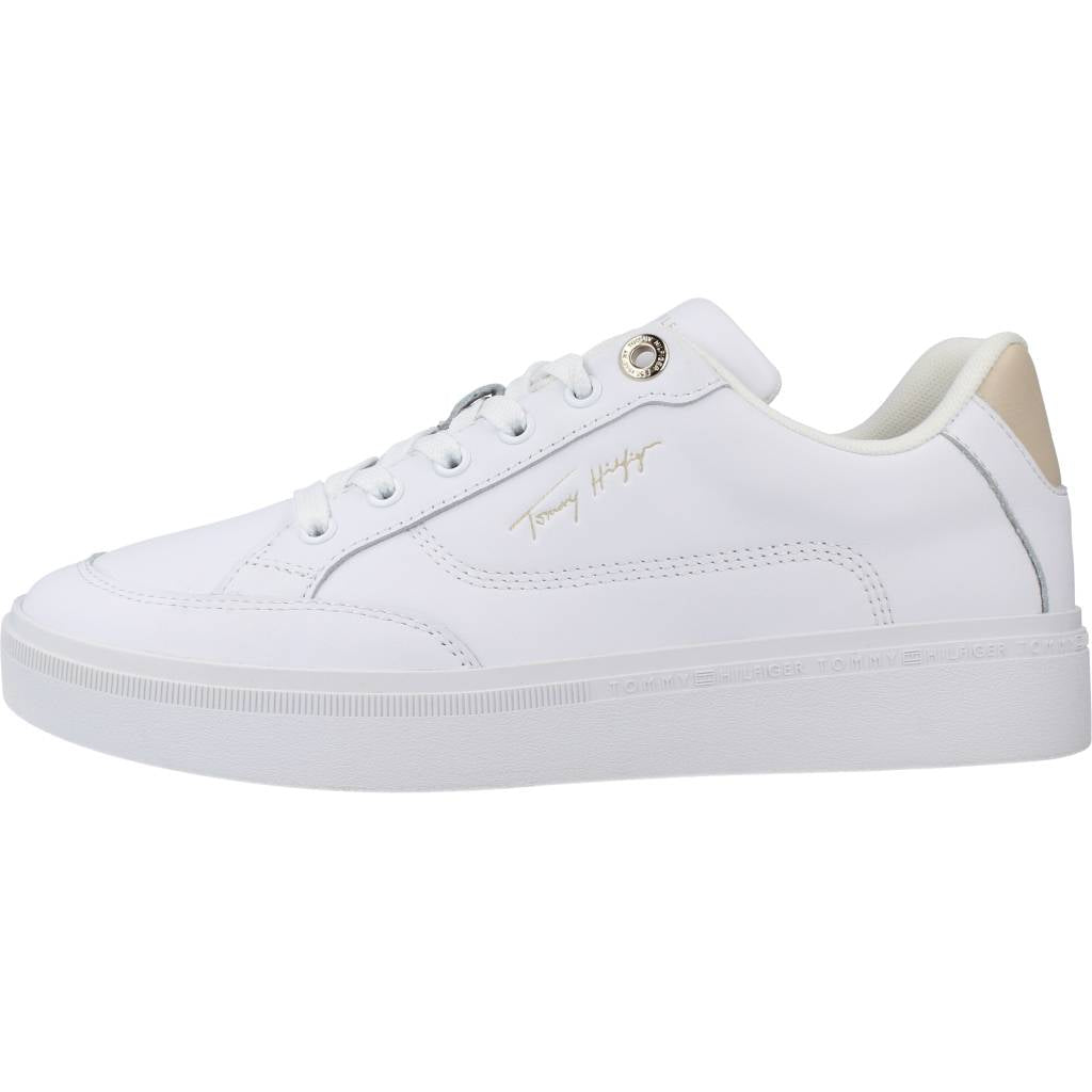 TOMMY HILFIGER  ESSENTIAL TH COURT SNEAK en color BLANCO  (2)