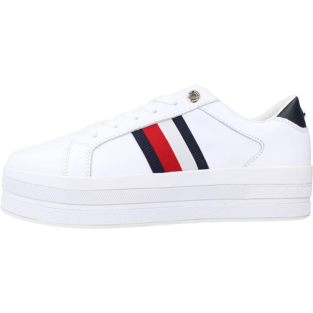 TOMMY HILFIGER TH WEBBING FLATFORM CUPS en color BLANCO  (2)