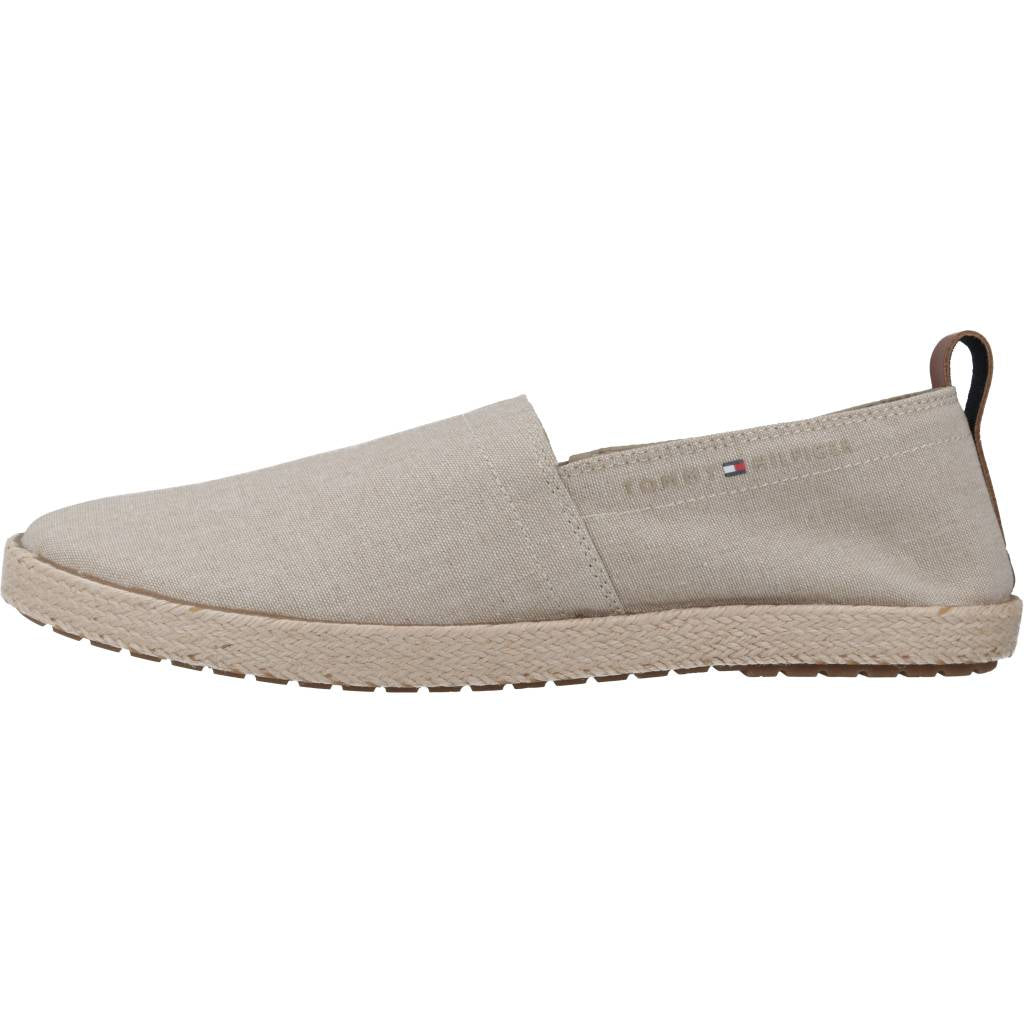 TOMMY HILFIGER TH ESPADRILLE CORE CHAMB en color BEIS  (2)