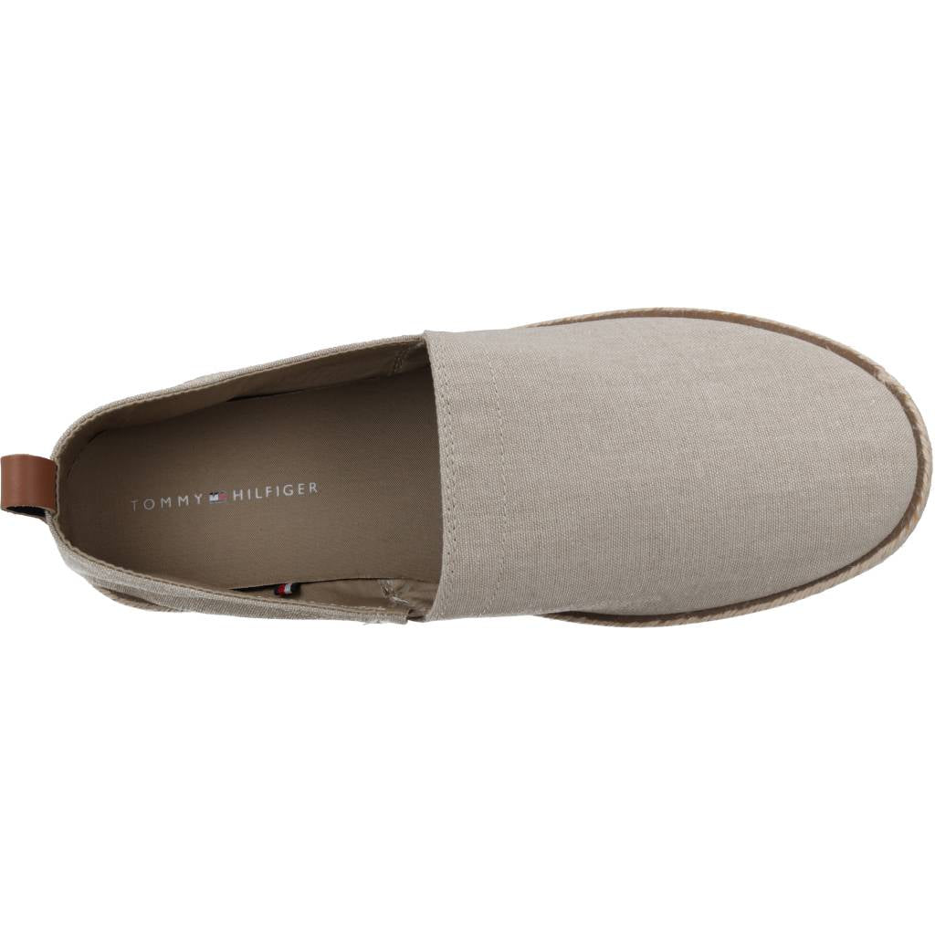TOMMY HILFIGER TH ESPADRILLE CORE CHAMB en color BEIS  (7)