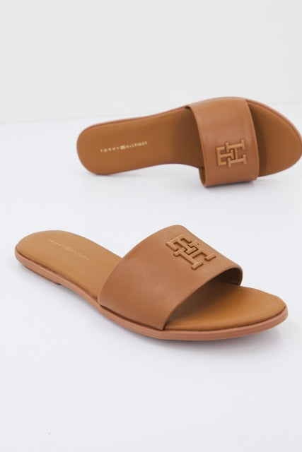 TOMMY HILFIGER TH POP MULE en color MARRON  (1)