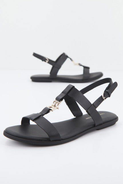 TOMMY HILFIGER TH FLAT en color NEGRO  (1)