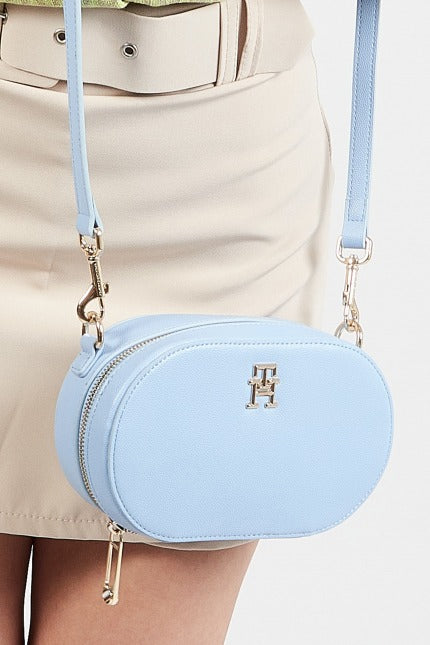 TOMMY HILFIGER TH TIMELESS CAMERA BAG en color AZUL  (5)