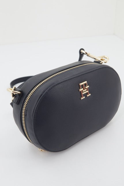 TOMMY HILFIGER AWAW TH TIMELESS CAMERA BAG en color NEGRO  (3)