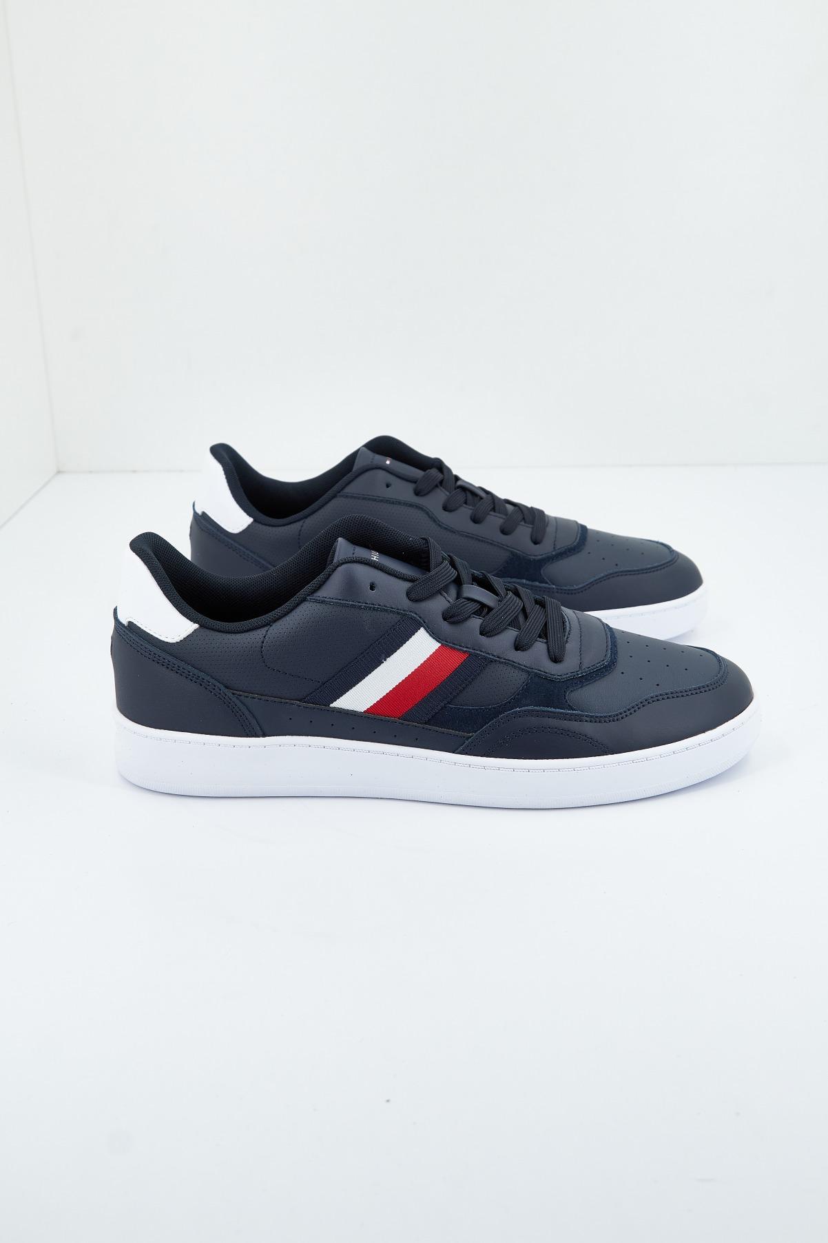 TOMMY HILFIGER COURT CUPSOLE RETRO LTH en color AZUL  (1)