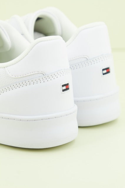 TOMMY HILFIGER COURT CUPSOLE RETRO LTH en color BLANCO  (3)