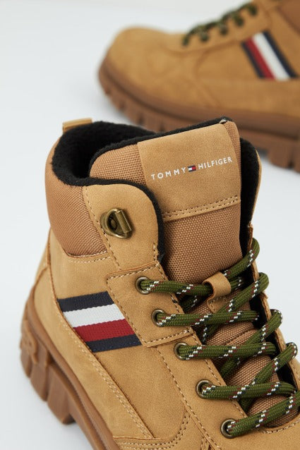TOMMY HILFIGER TB   en color MARRON  (4)