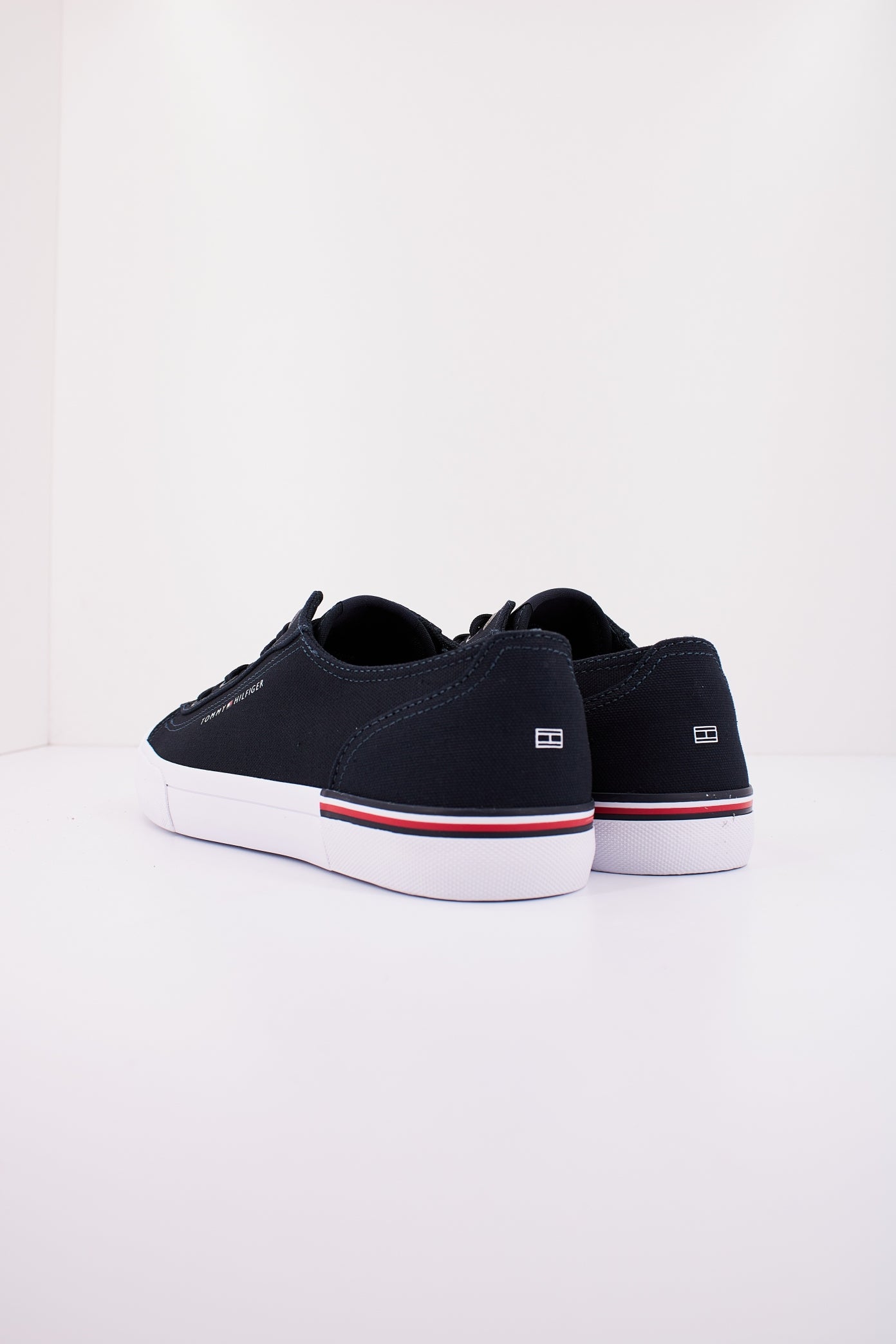 TOMMY HILFIGER CORPORATE VULC CANVAS en color AZUL  (3)