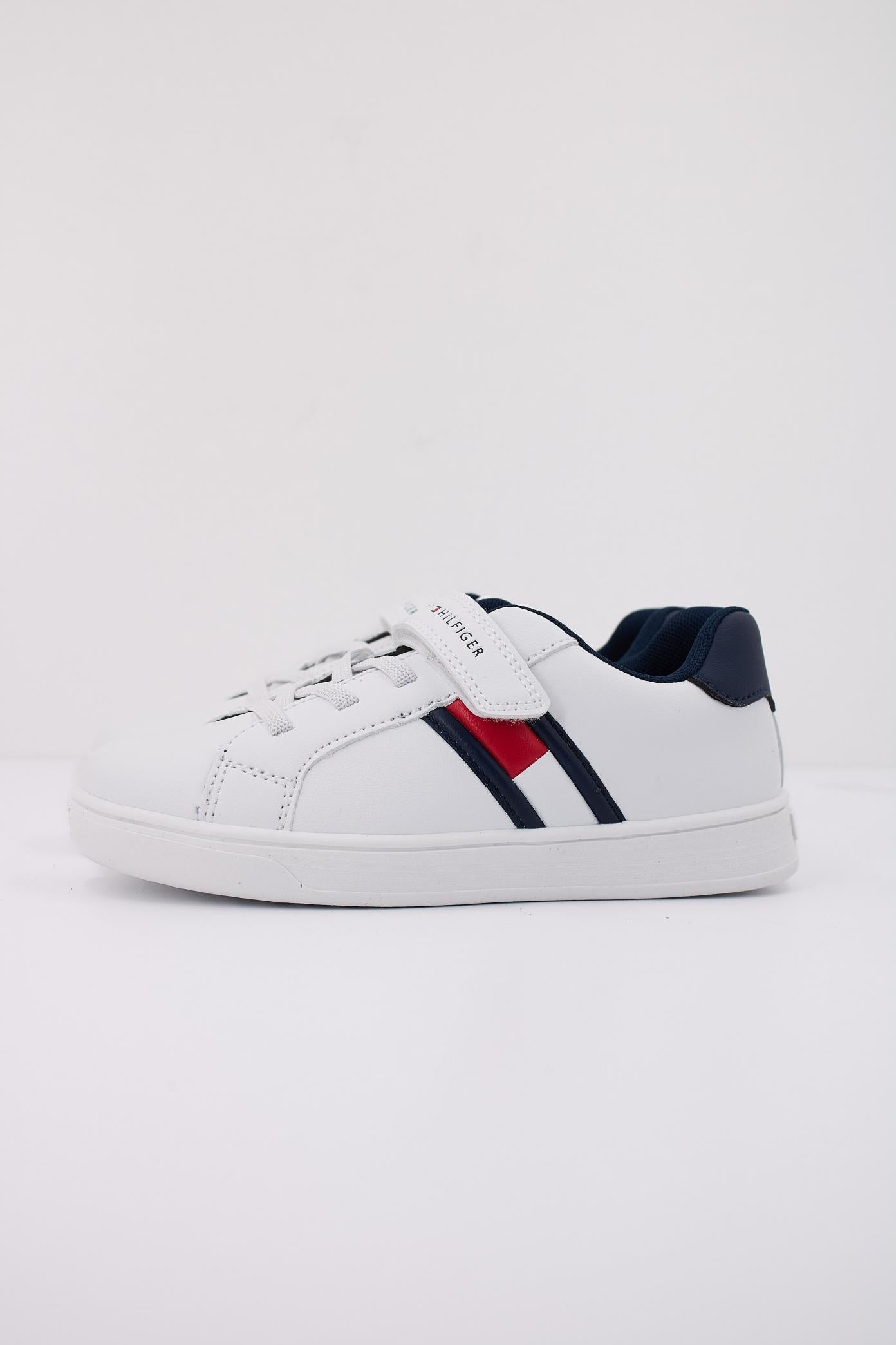 TOMMY HILFIGER TX  en color BLANCO  (1)