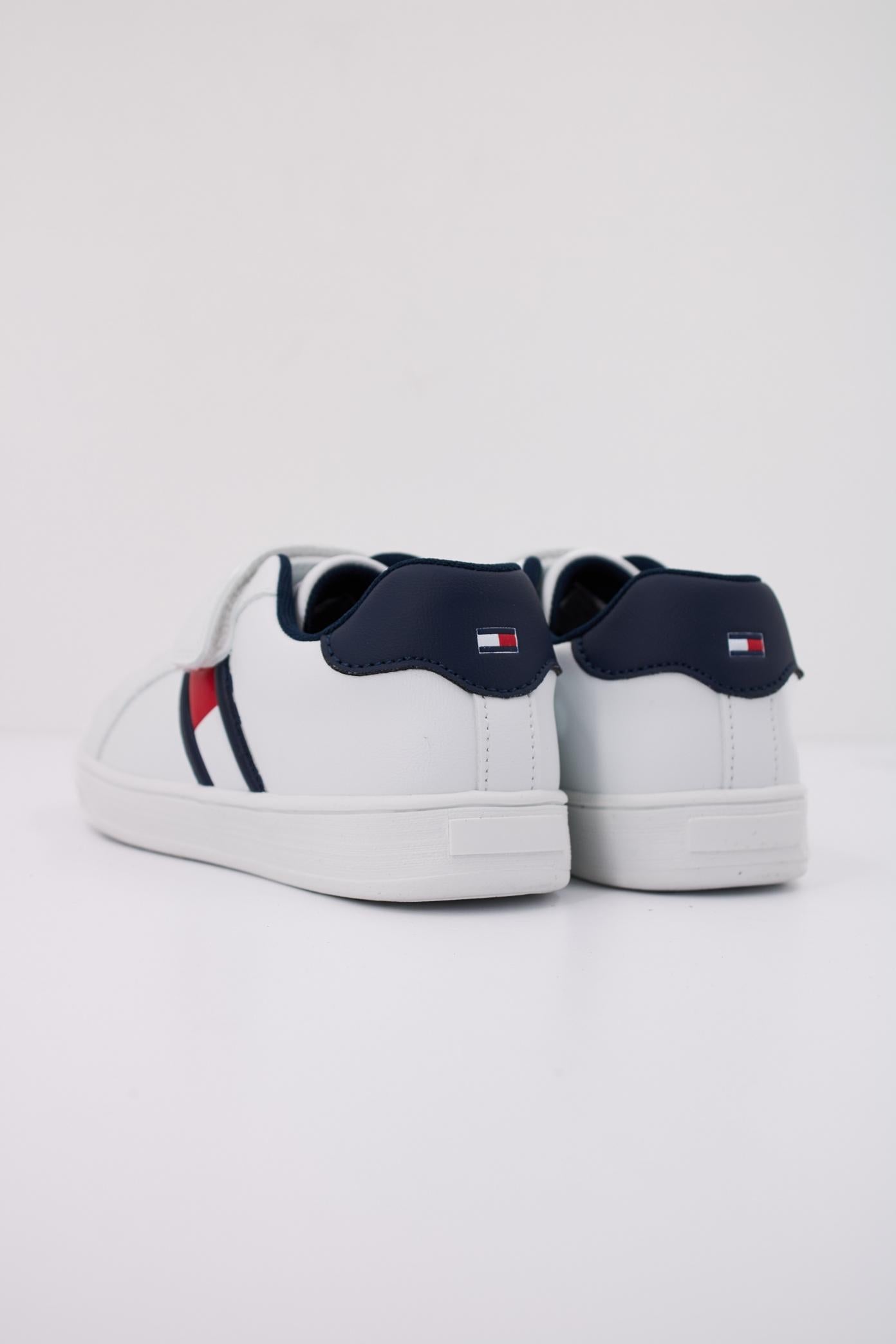 TOMMY HILFIGER TX  en color BLANCO  (4)