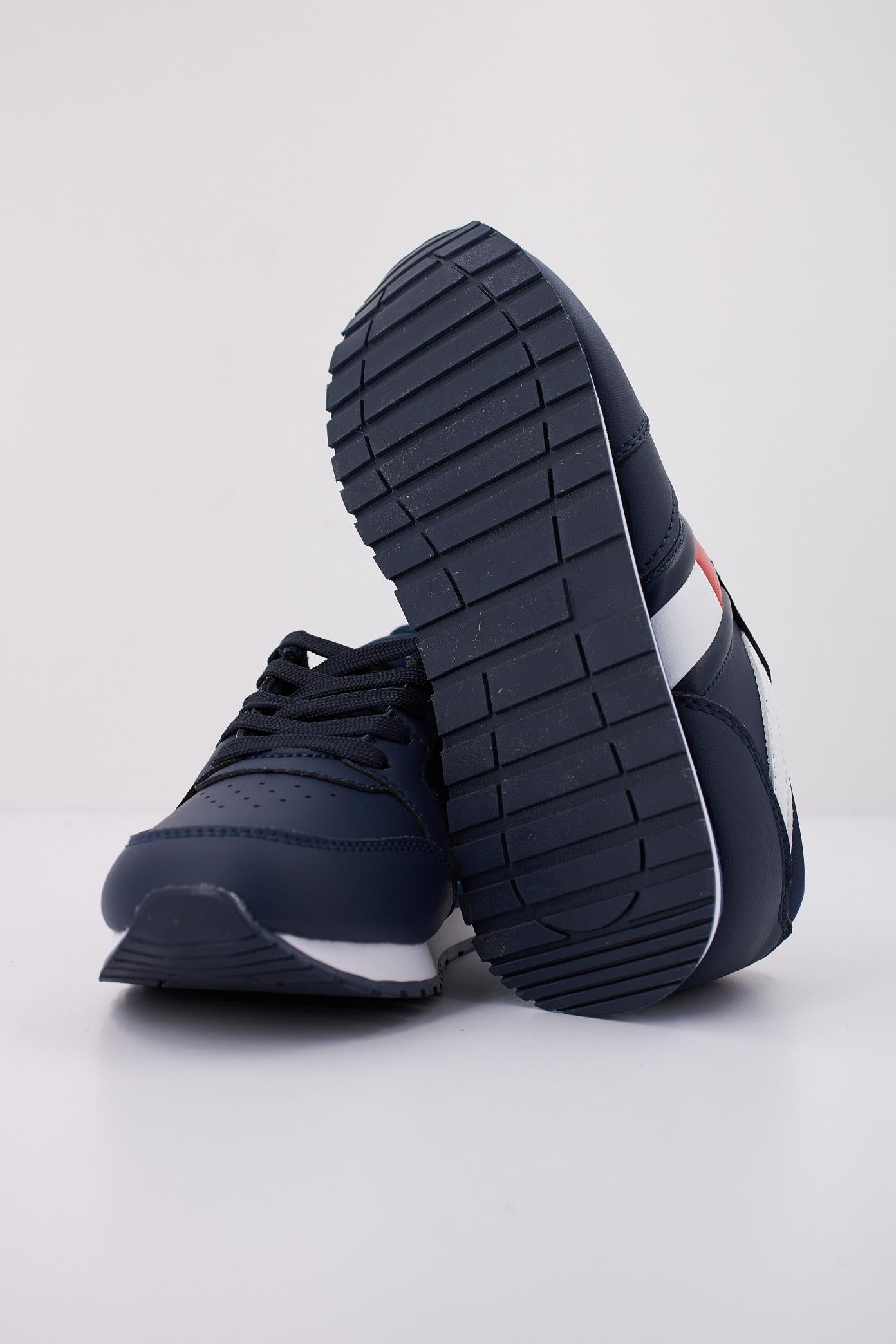TOMMY HILFIGER LOW CUT LACE-UP  en color AZUL  (5)