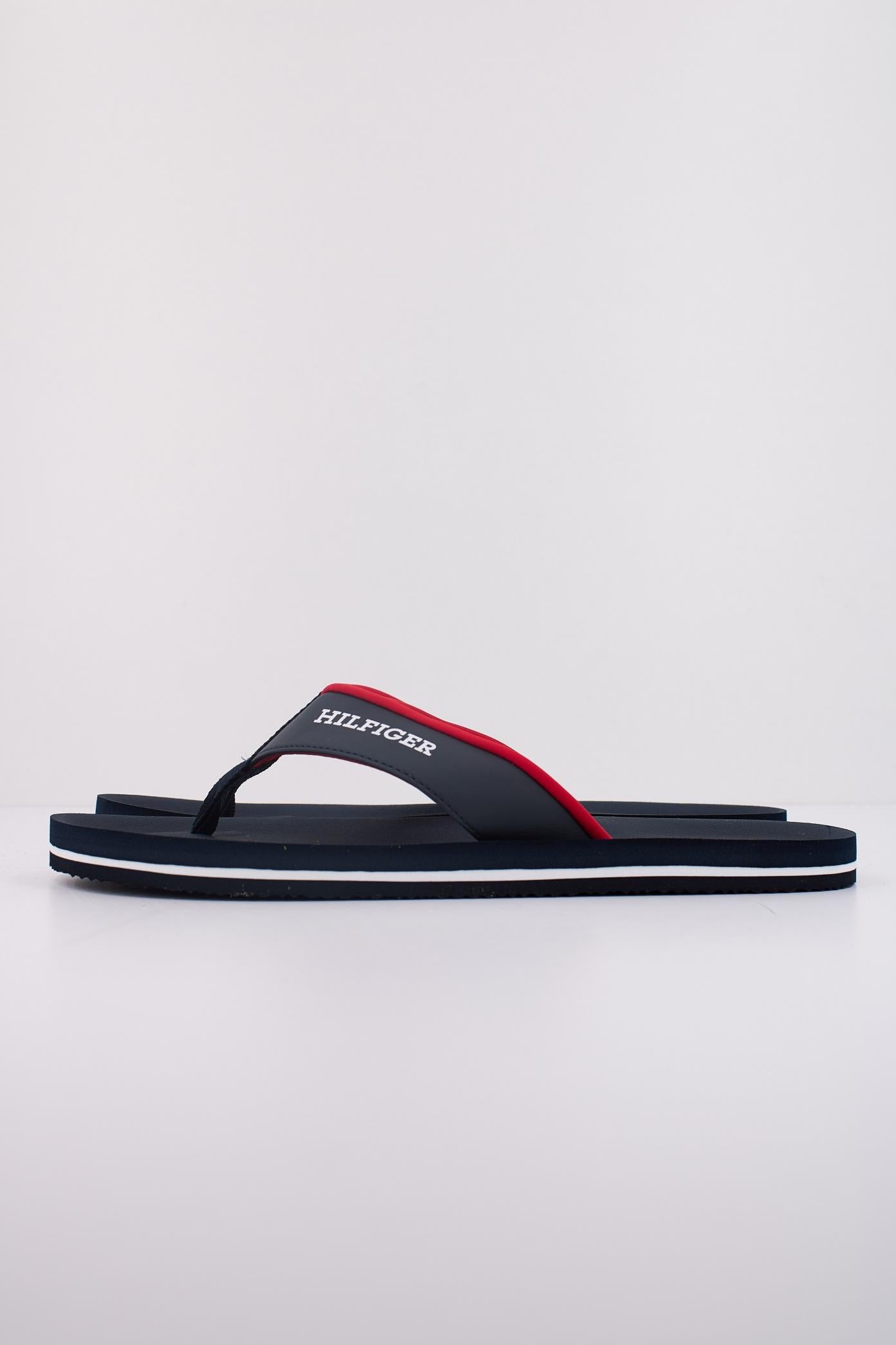 TOMMY HILFIGER FMFM en color AZUL  (1)