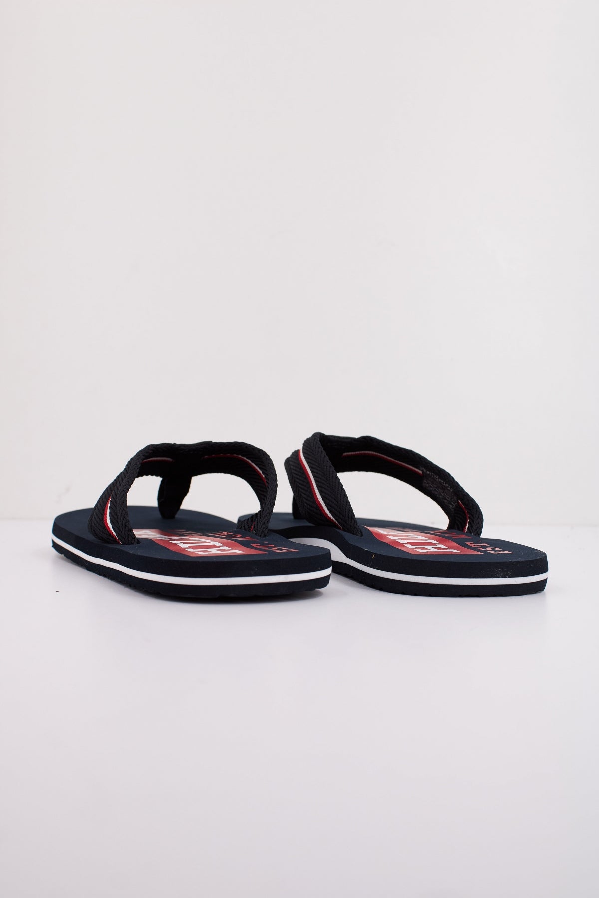 TOMMY HILFIGER FMFM  en color AZUL  (4)