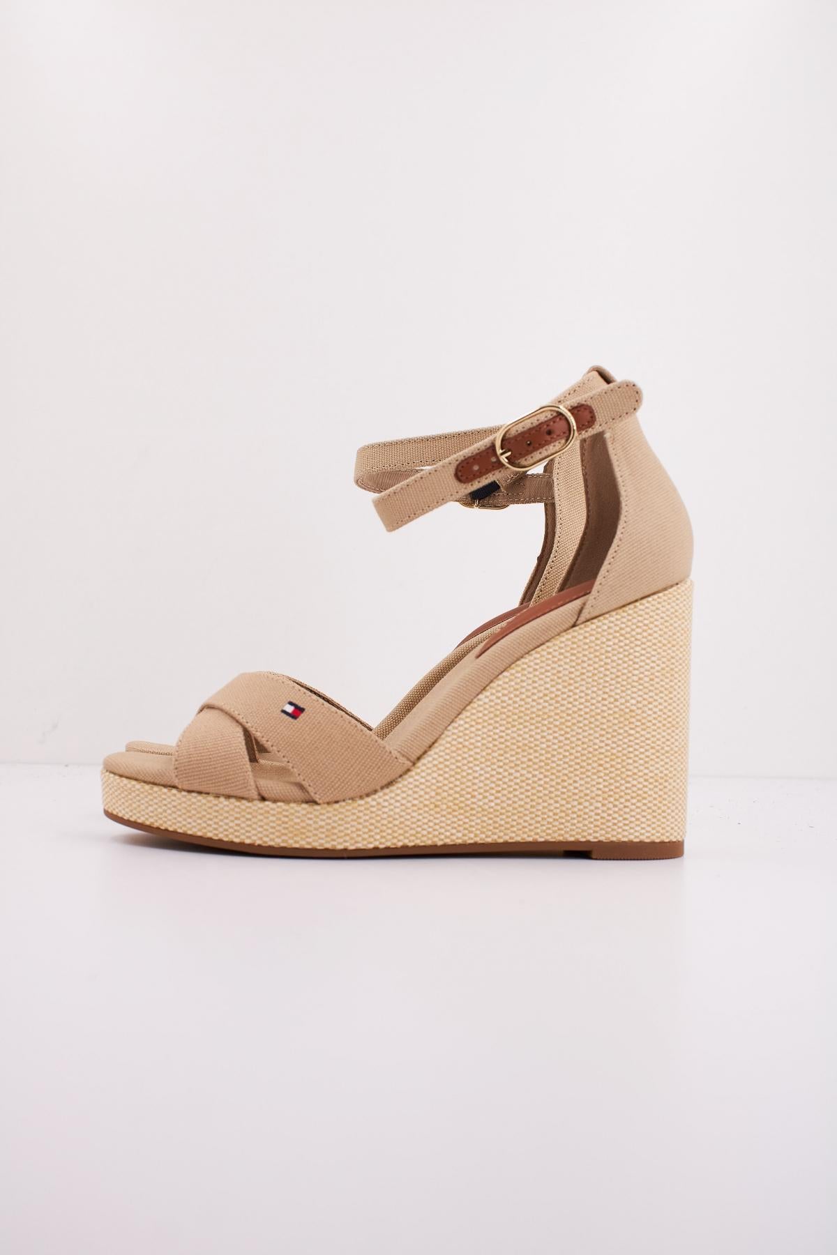 TOMMY HILFIGER FWFW en color MARRON CLARO  (1)
