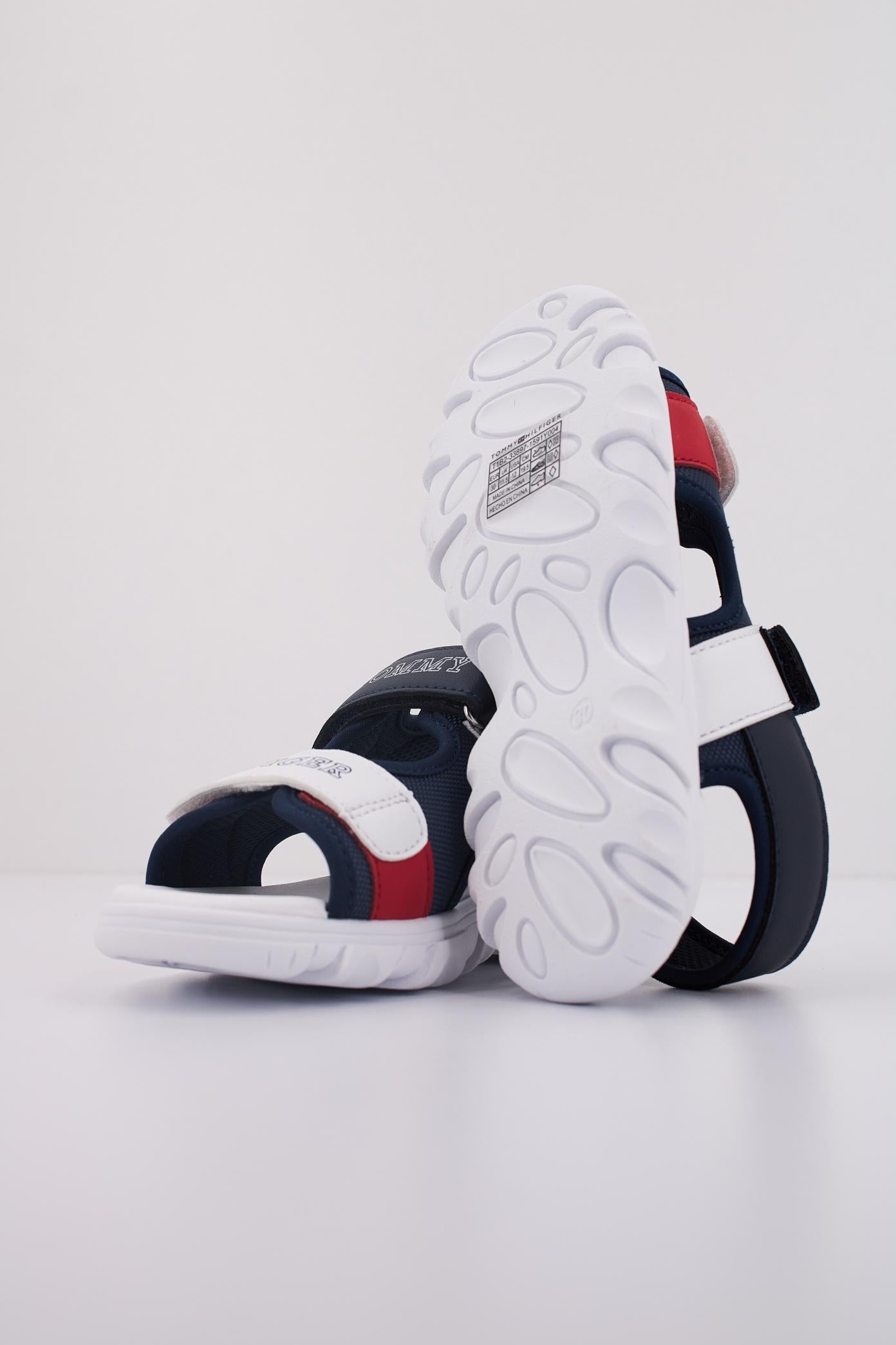 TOMMY HILFIGER TB  en color AZUL  (5)