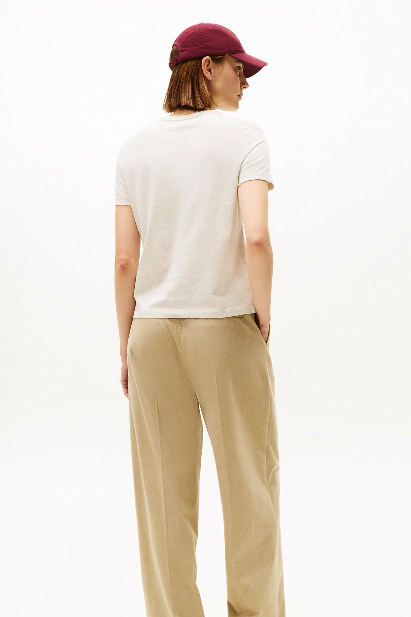 TOMMY HILFIGER  CLASSIC SCRIPT REG SS TE  en color BLANCO  (3)