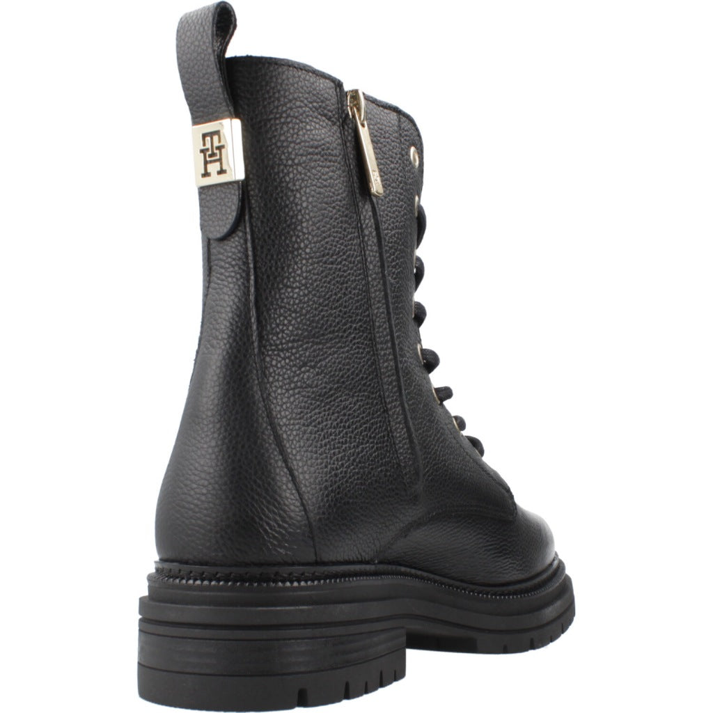 TOMMY HILFIGER TH PLAQUE PEBBLE LACE BOOT WARM en color NEGRO  (3)