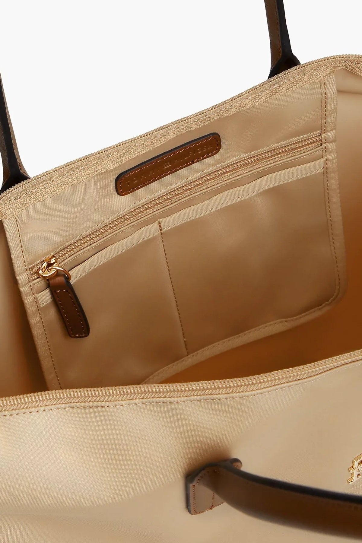 TOMMY HILFIGER POPETTE TOTE en color BEIS  (4)